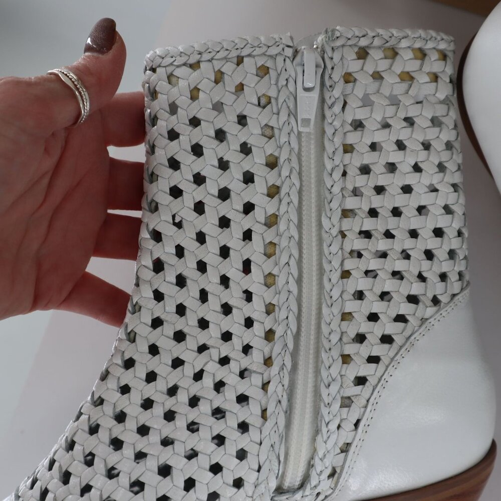 Matisse Golden Hour Booties Women 6 White Boho Bohemian Modern Western Edgy Chic - Picture 9 of 11